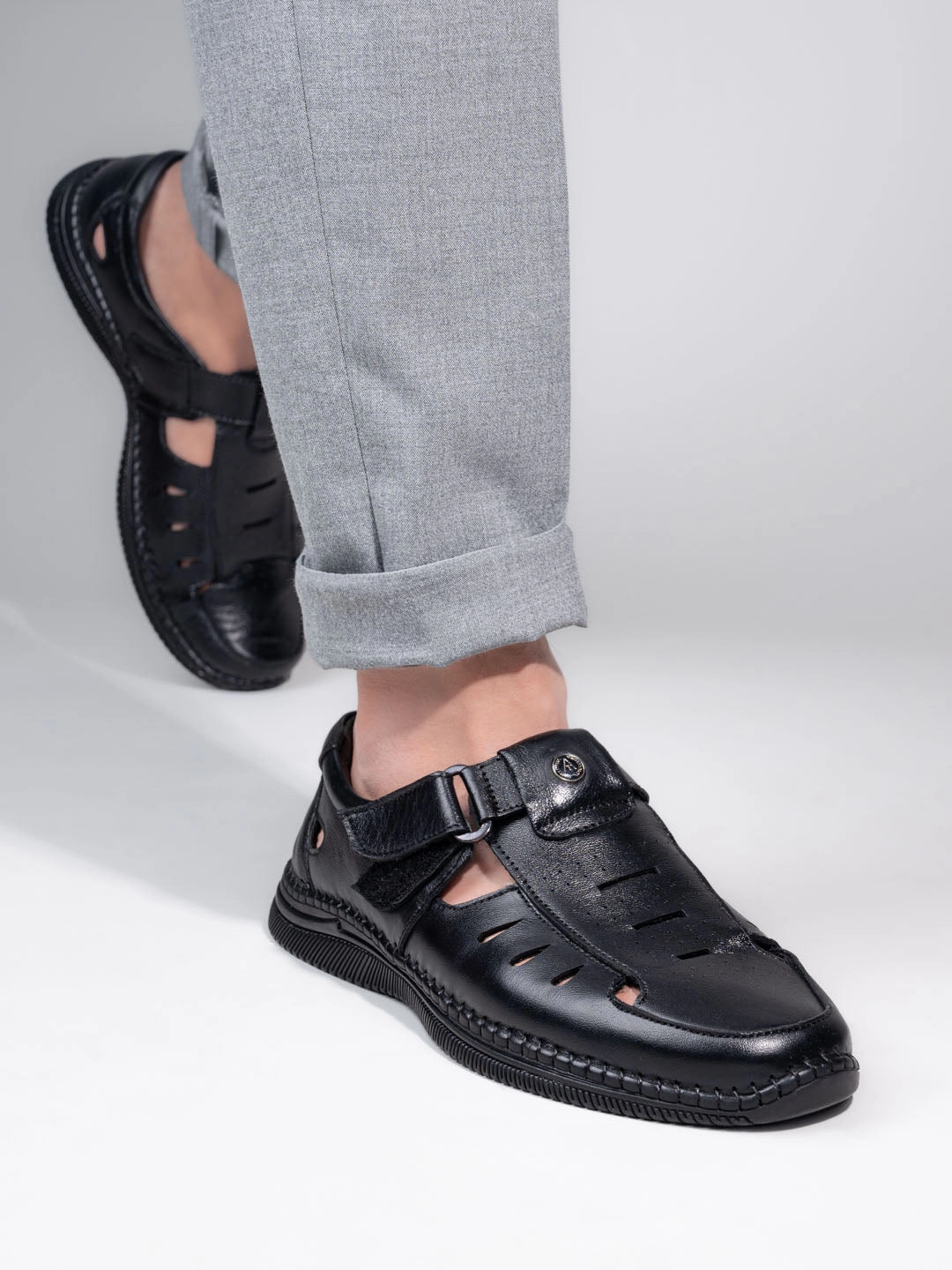 Alberto Torresi Leather Sandal Sandals Size 15