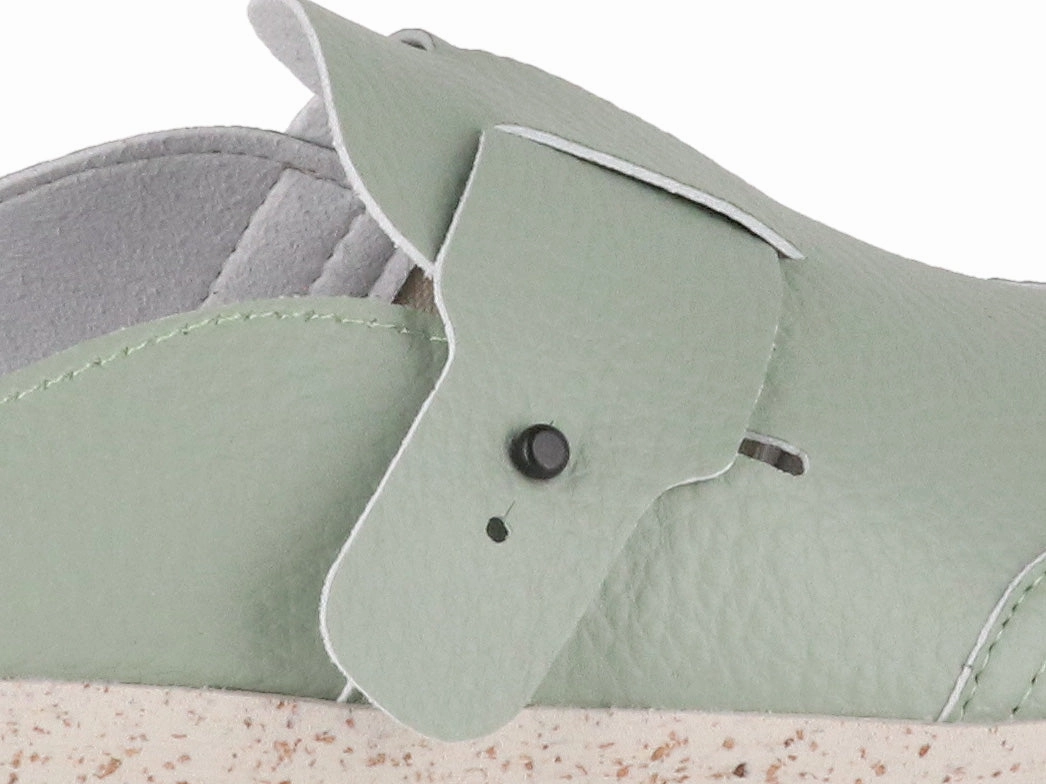 ASPORTUGUESAS Women Clogs 'City Line Cole', green Paige Clogs