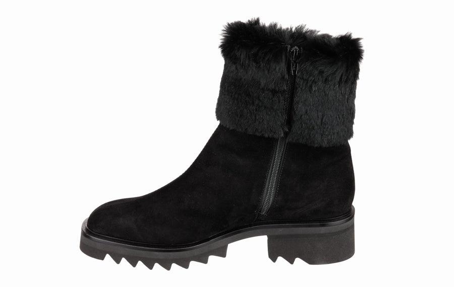 Br Ushanka Cowboy Boots Outfits