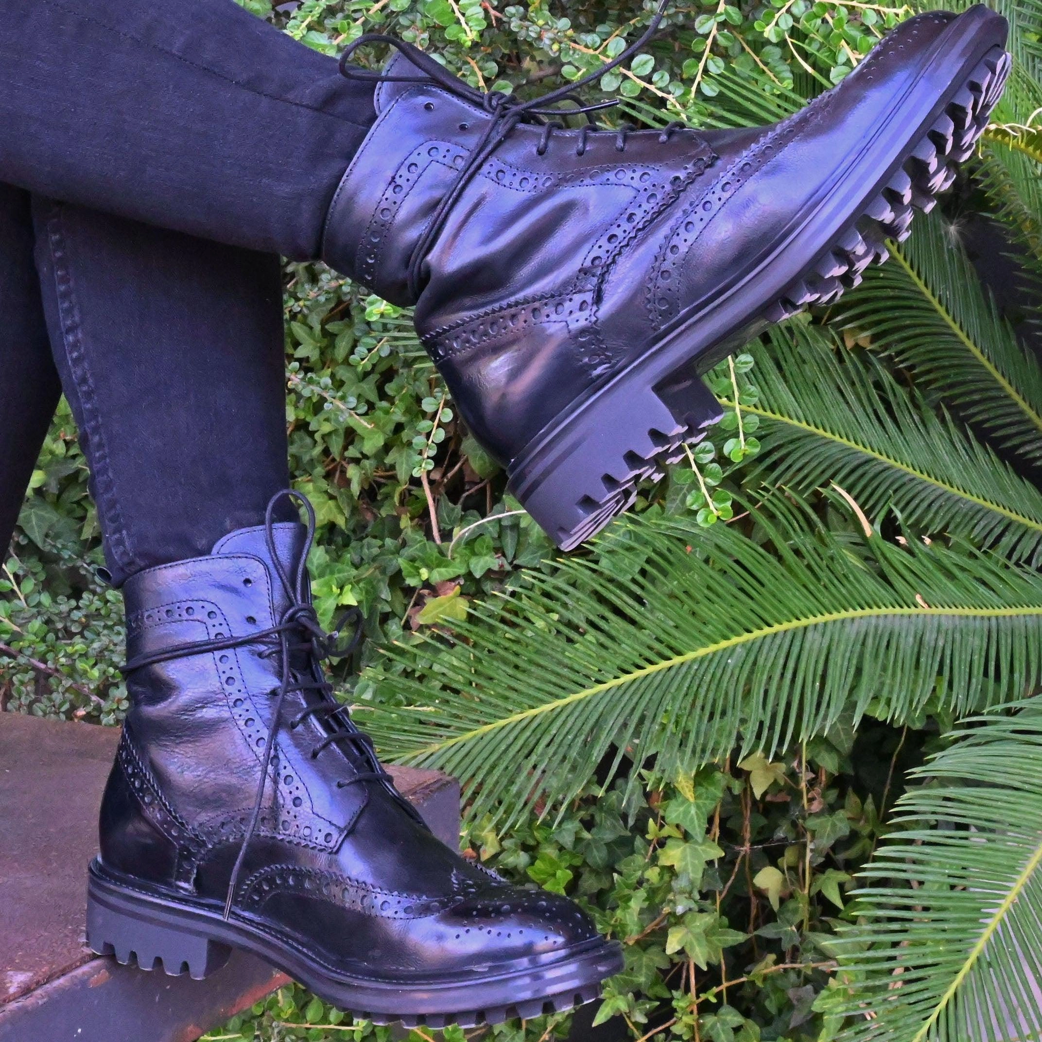 BRIDGE 10 - Davis BLACK Korean Style Ankle Boots