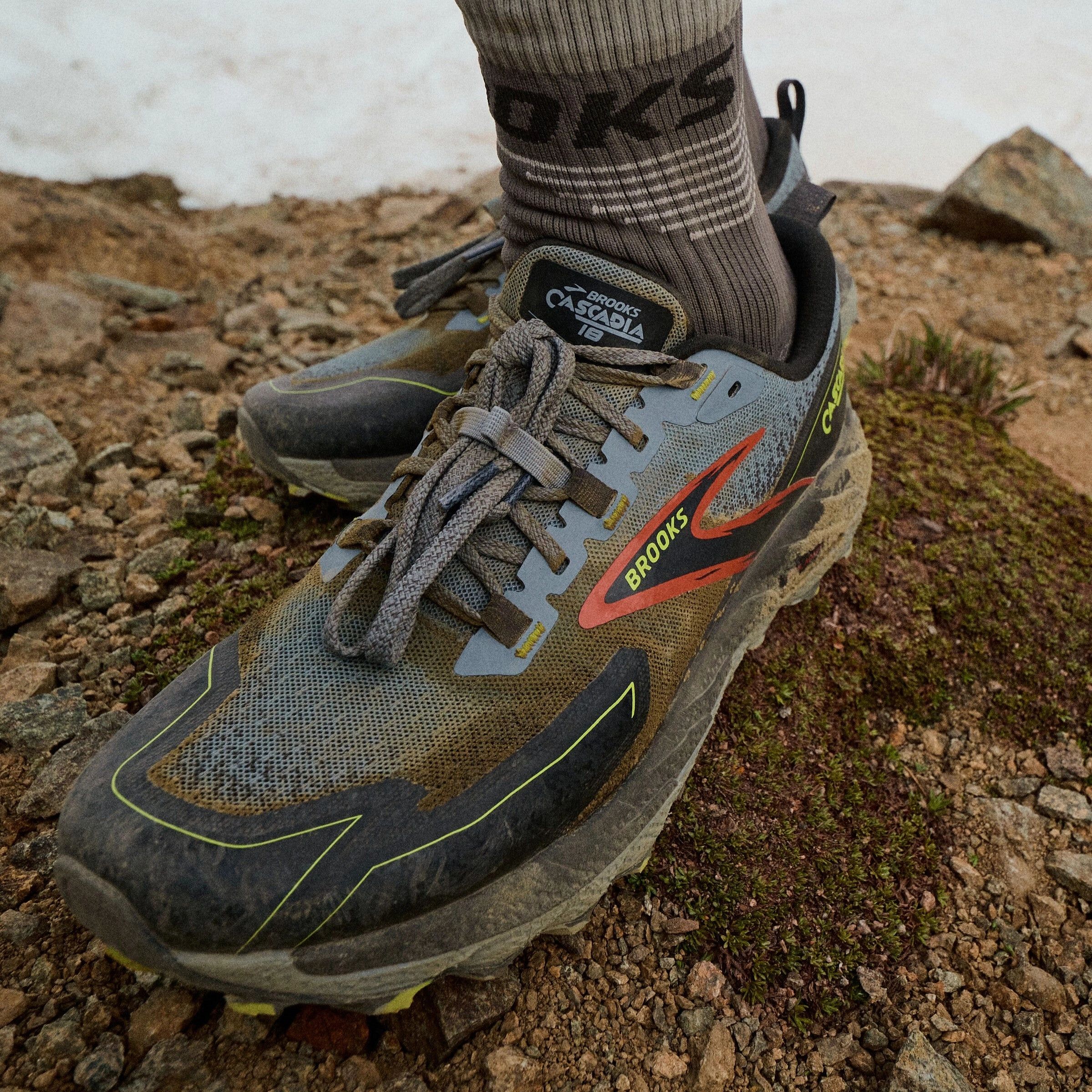 Popular Trail Running Shoes Brooks Cascadia 18 | Citadel / Ebony / Lime | Mens