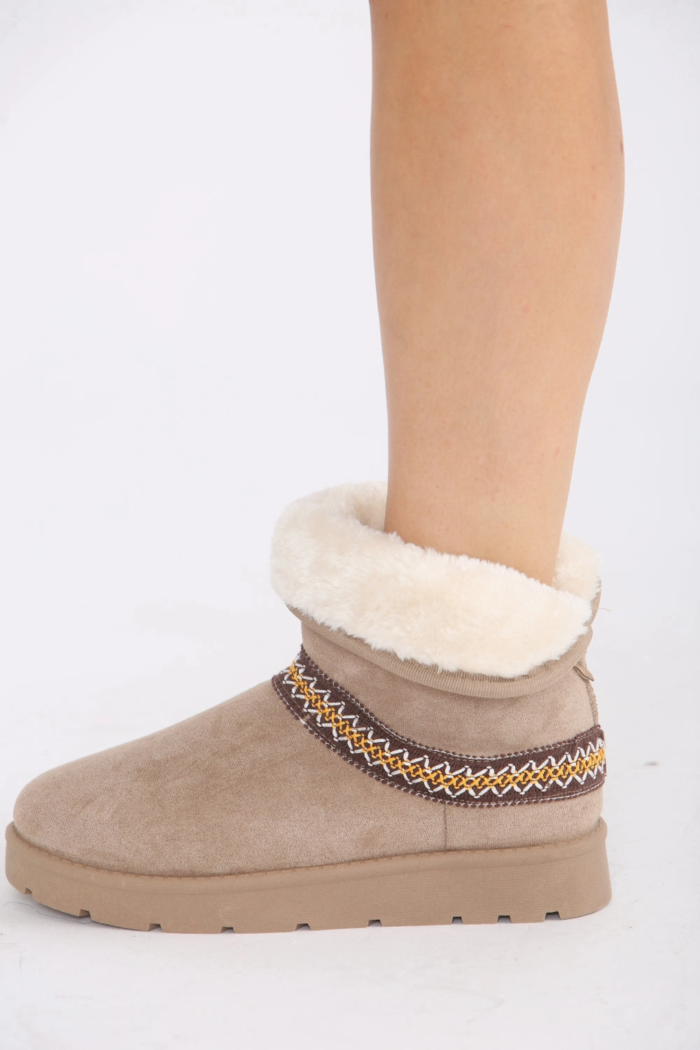 CAMEL FOLD OVER EMBROIDED AZTEC DETAIL FULLY FUR LINED BOOT (PACK B) Brown Oxford Boots