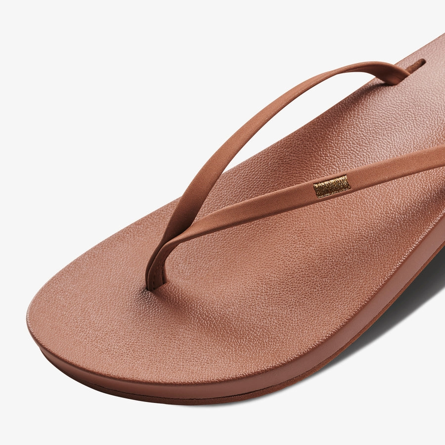 Cushion Slim Flip Flop Fly Song