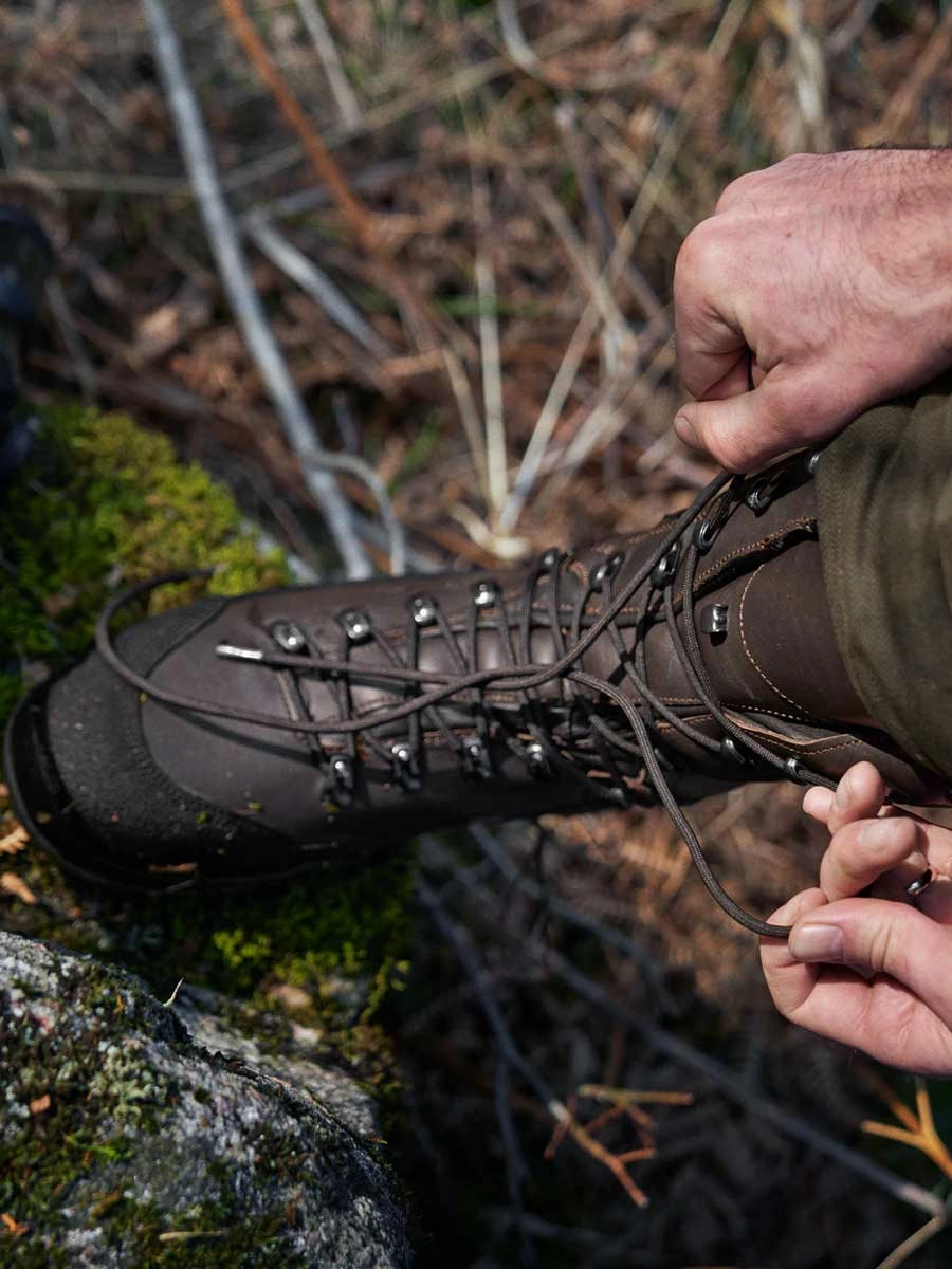 Timberland Mt Maddsen Lite Mid Waterproof Hiking Boots HARKILA Driven Hunt 2.0 GTX 12" Boots - Mens - Dark Brown