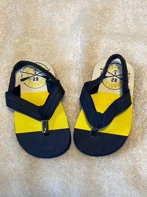 carters NWOT Baby flip flops 2 (Infant Shoe) Uspa Flip Flops