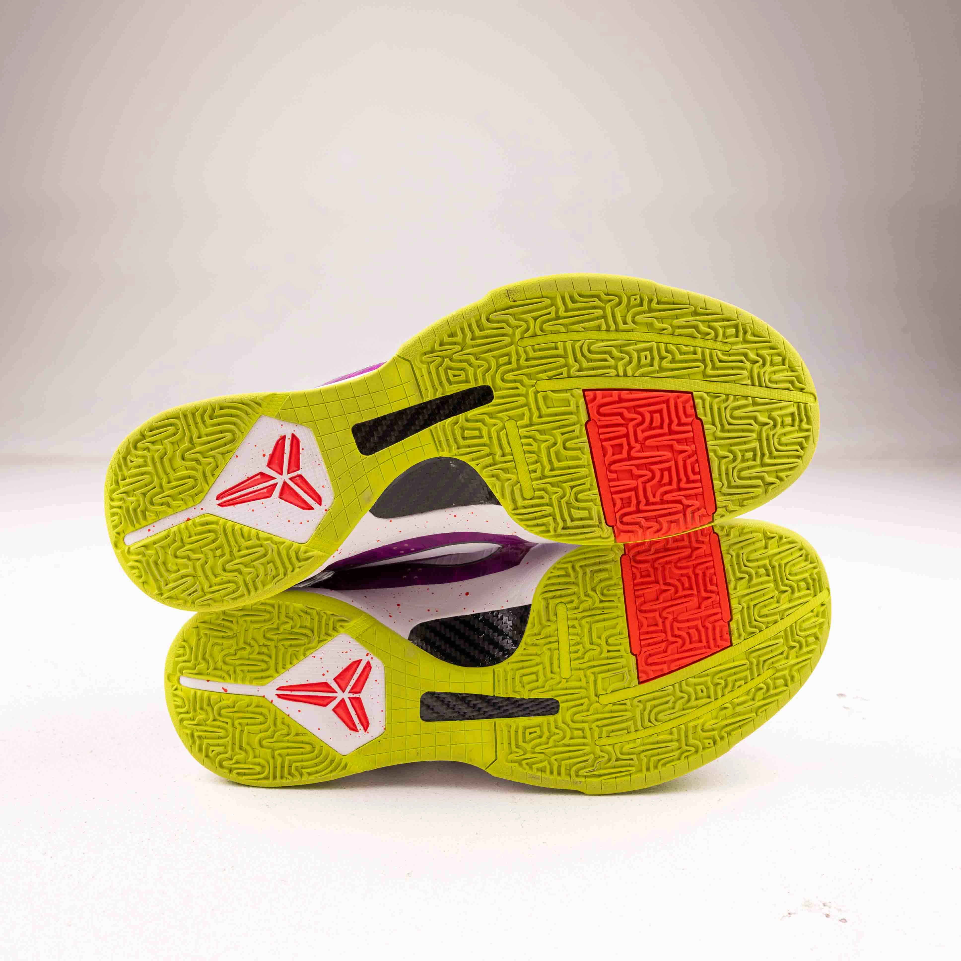 Court Shoes Nike PROMO SAMPLE Kobe 5 Chaos (Game Worn) Devin Booker