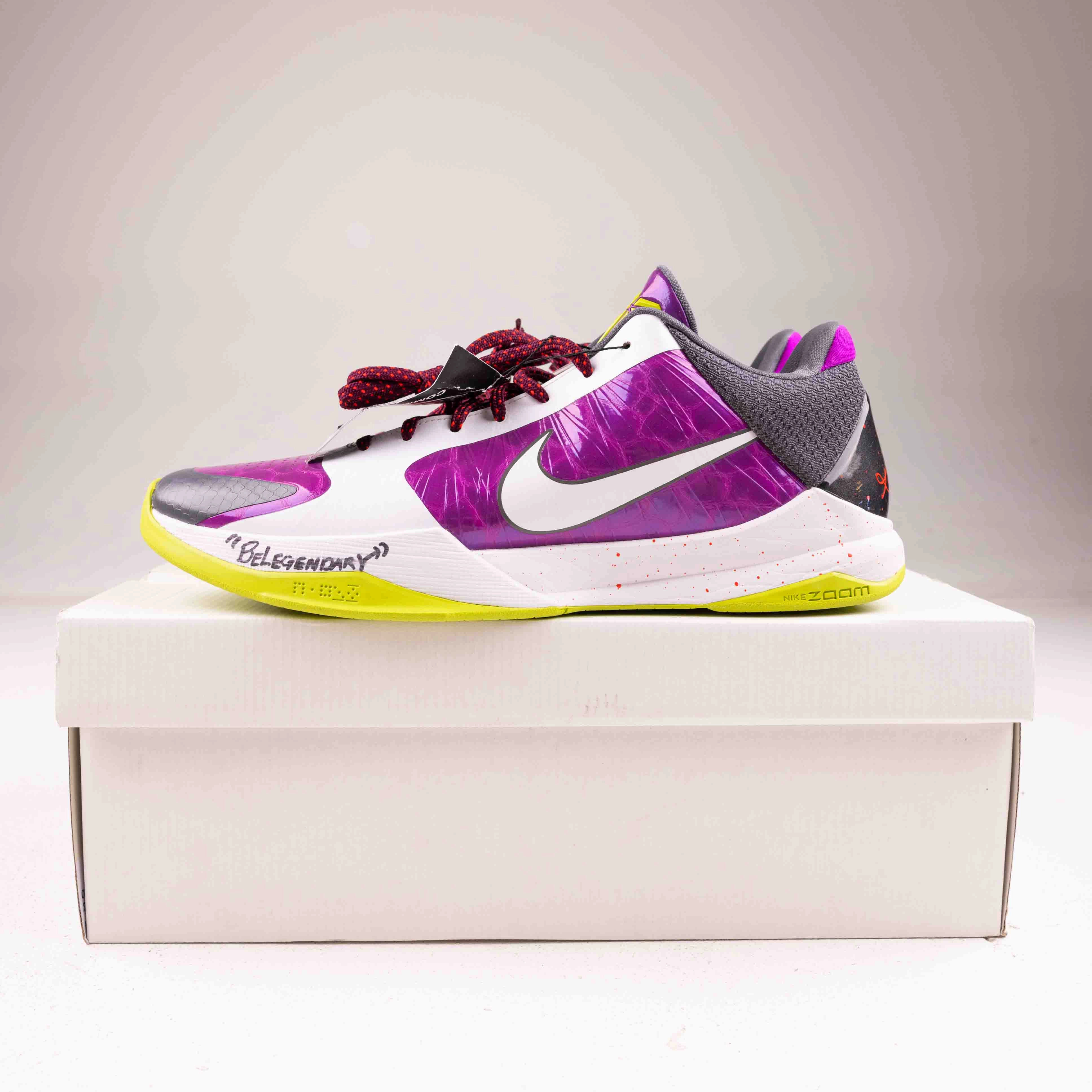 Vietnam Made Nike Shoes PROMO SAMPLE Kobe 5 Chaos (Game Worn) Devin Booker