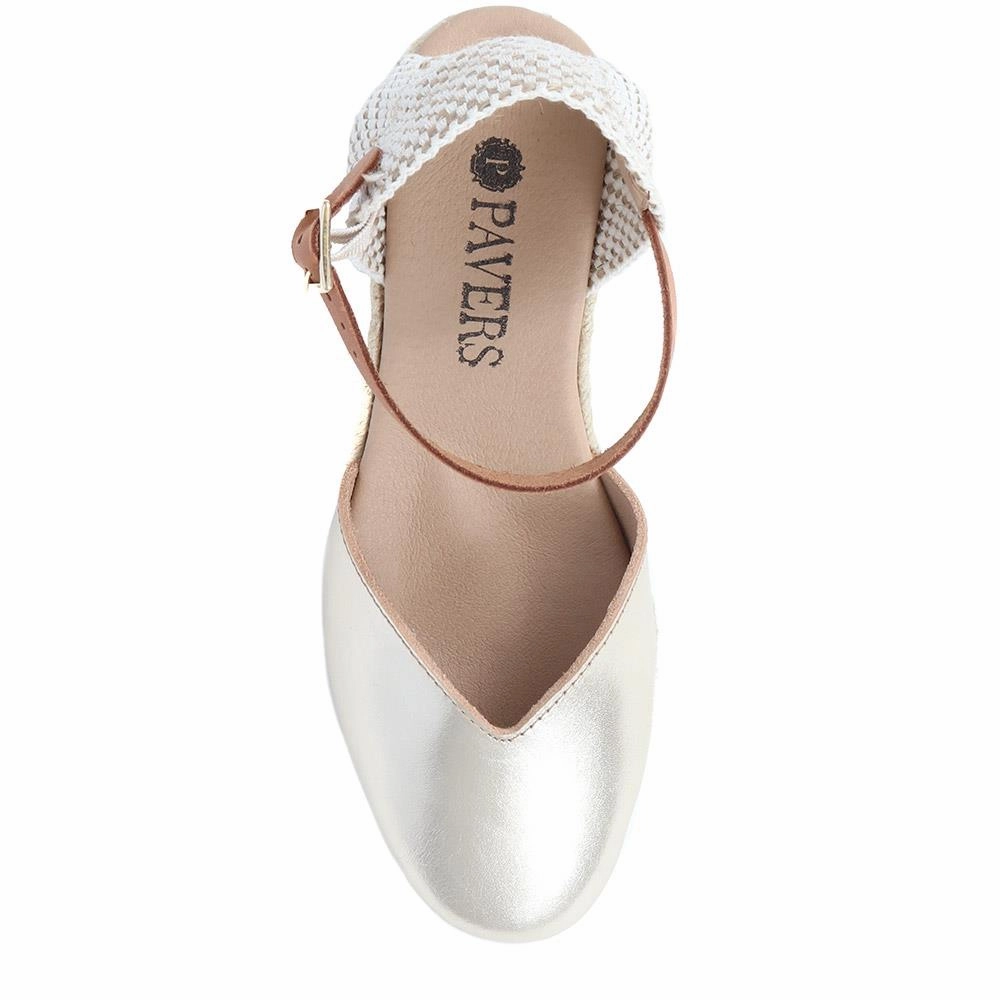 Adjustable Espadrille Sandals  - LOLLA39001 / 326 331 - Gold See Kai Run Sandals