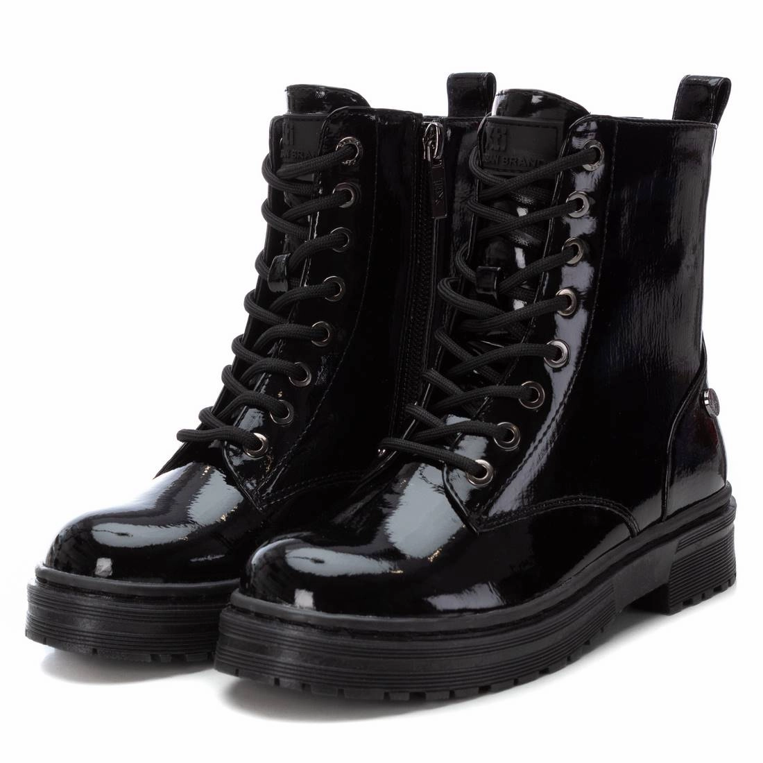 XTI Girls Boot 150980 Black One Inch Heel Ankle Boots