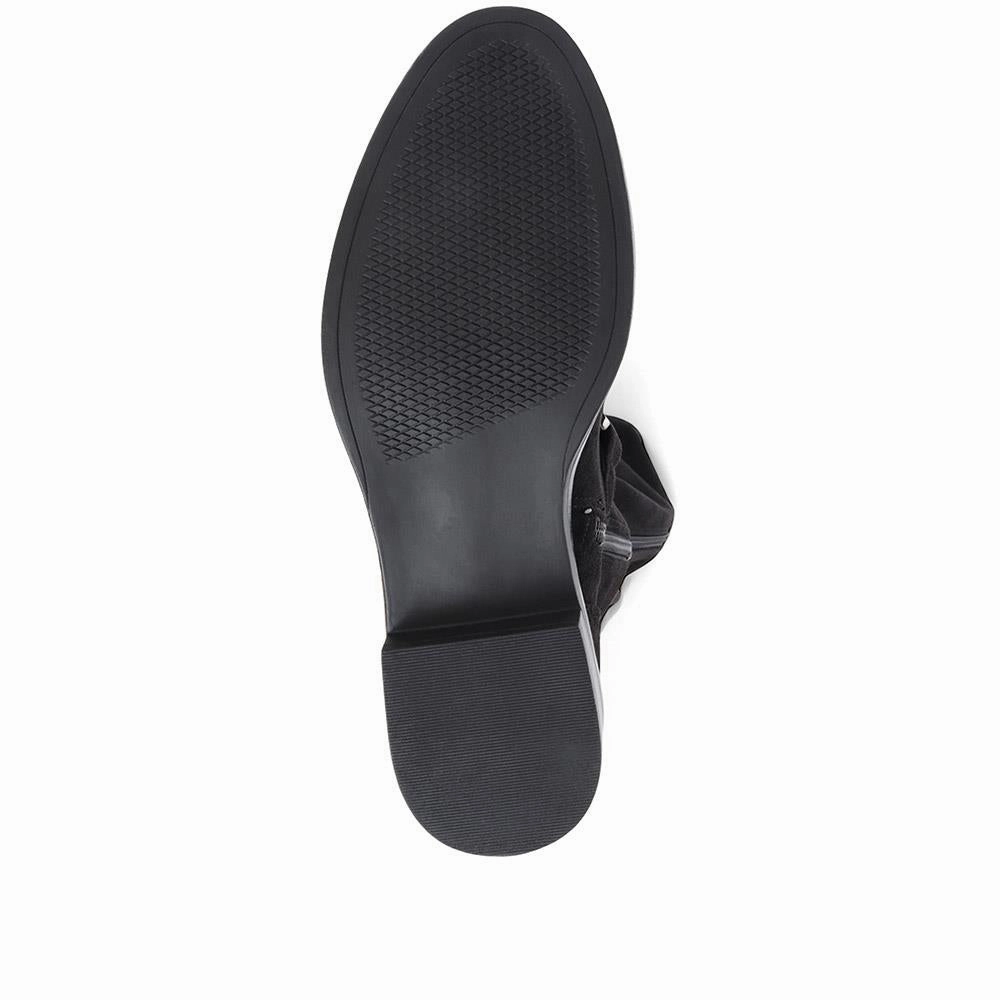 Carsyn Knee High Boot Flat Knee High Boots - CAPRI36501 / 322 510 - Black