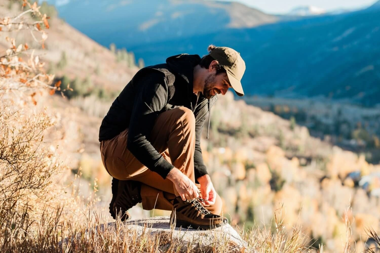 High-Top Trail Shoe  Jesse Brown Leather & Black Mesh Trail Running Shoes Northampton