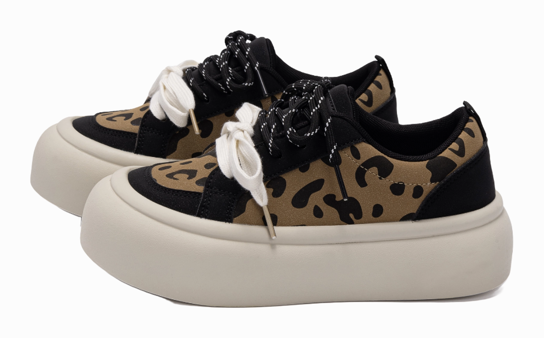 HUANQIU Height Increasing Slip Resistant Low top Skateboard Shoes Women's Beige Black Hiking Shoes Boa