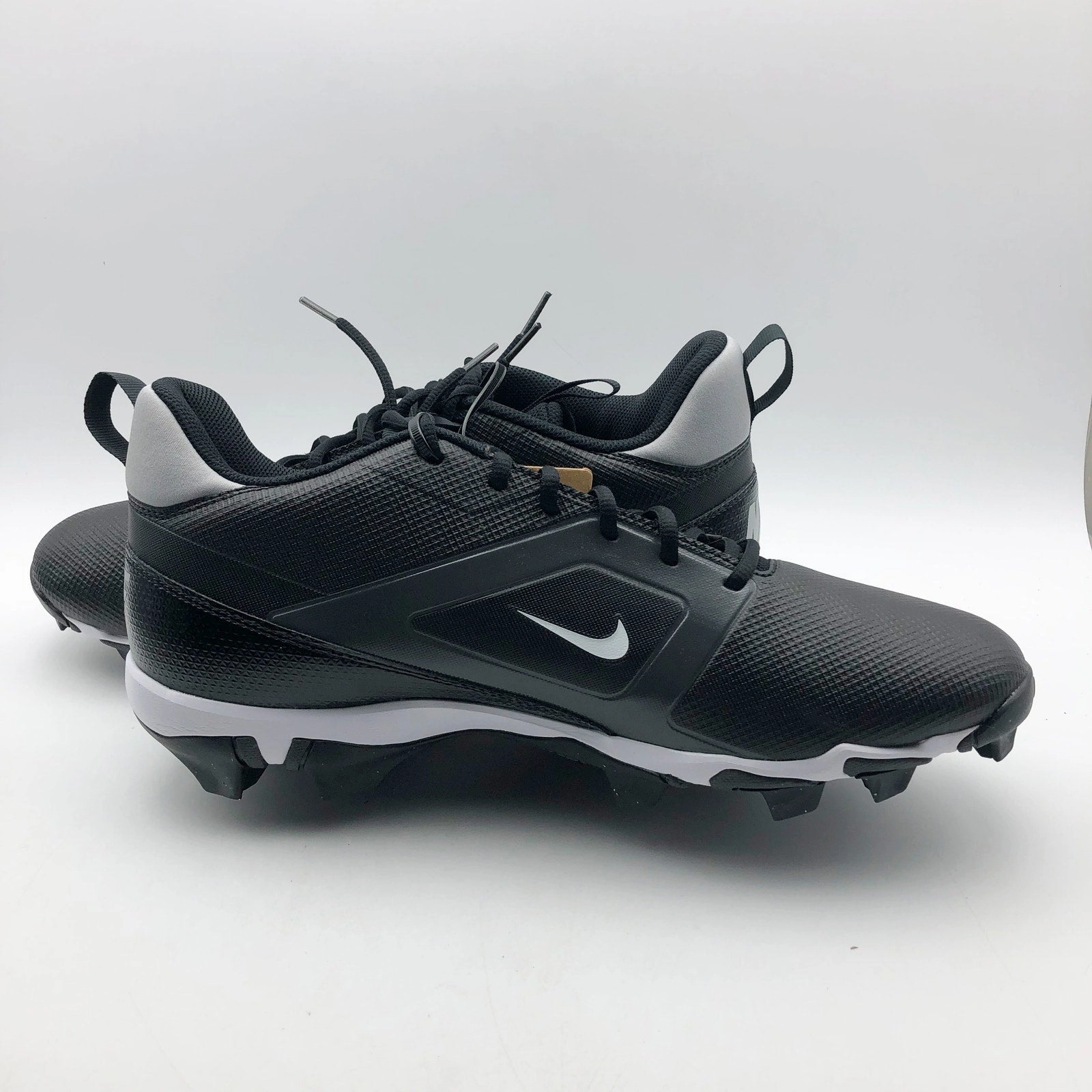 Nike Men's Alpha Menace 4 Shark Football Cleats Size 11.5 Black Grey White NWOB Nike Blazers Shoes