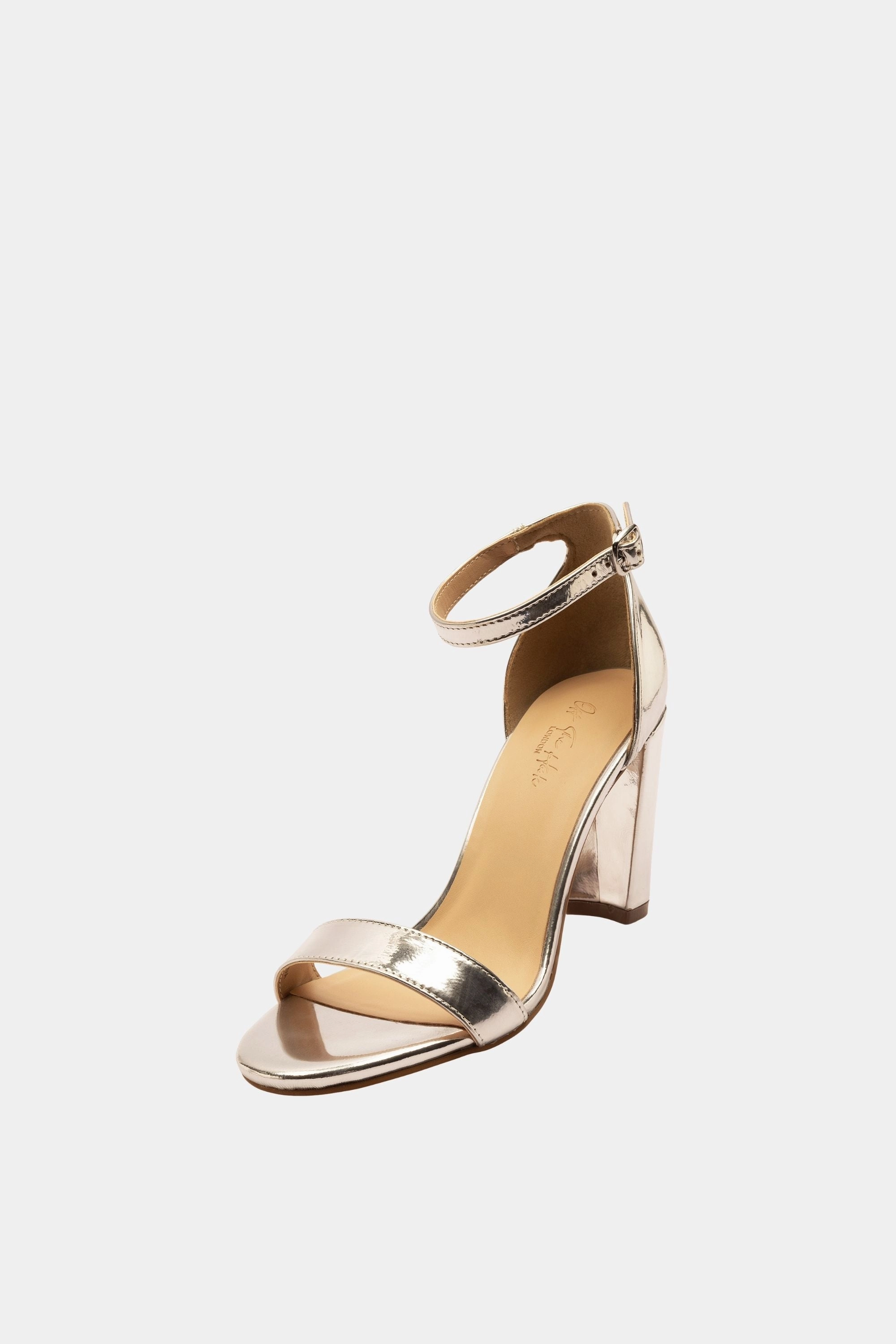 Off The Hook London Mayfair - Sandals Sandals Resorts