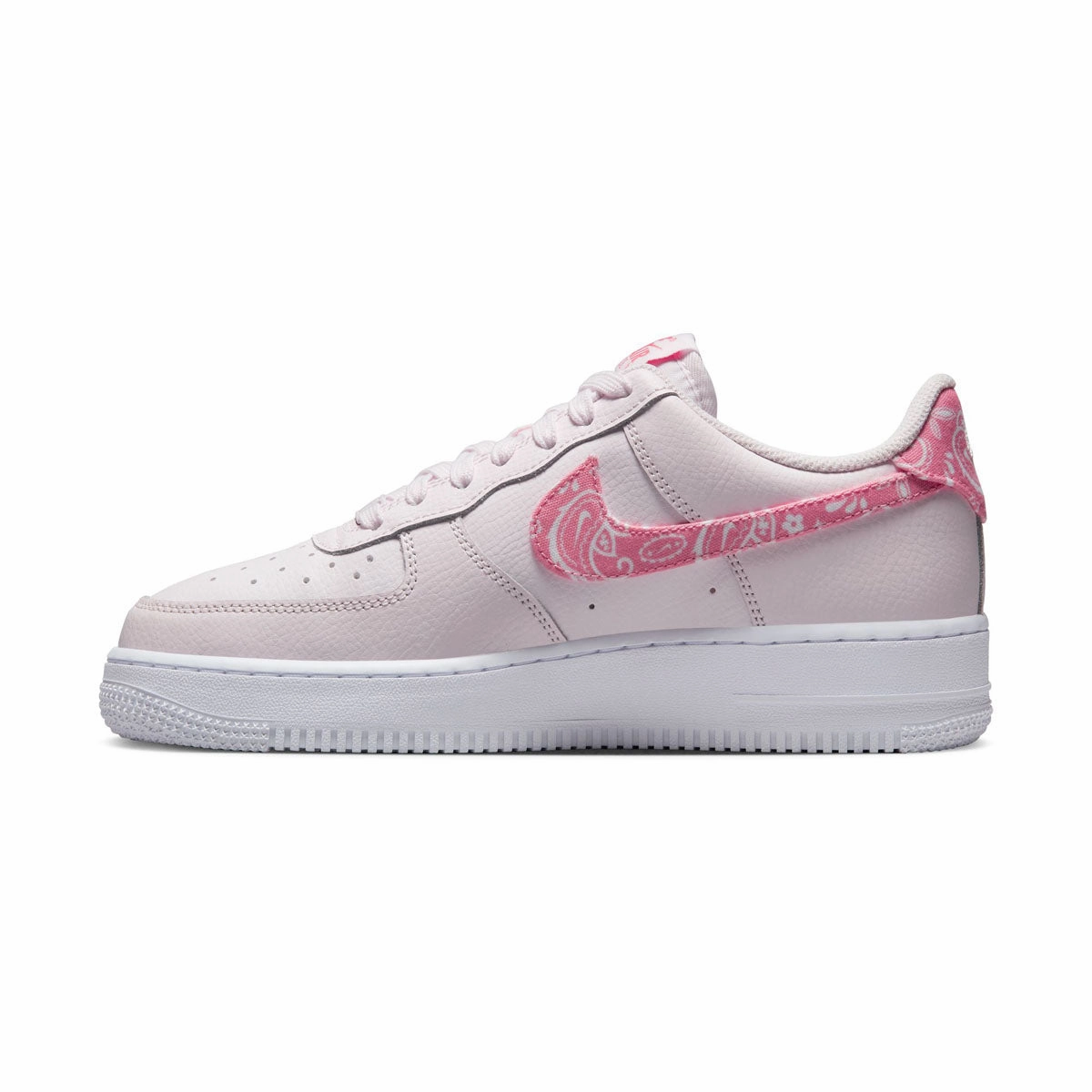 Basketball Shoes Nike Lebron Nike Air Force 1 '07 Women's Shoes