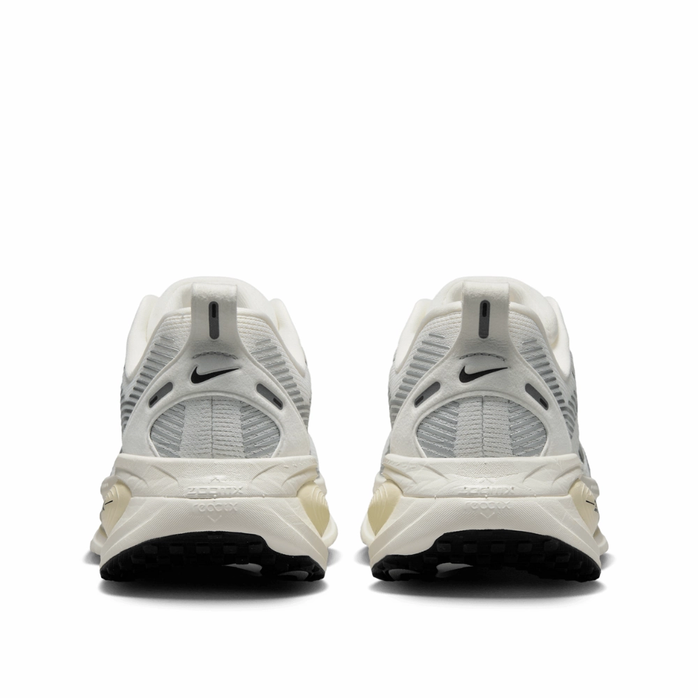 Replacement Spikes For Nike Golf Shoes Nike Women's Vomero 18 Road Running Shoes