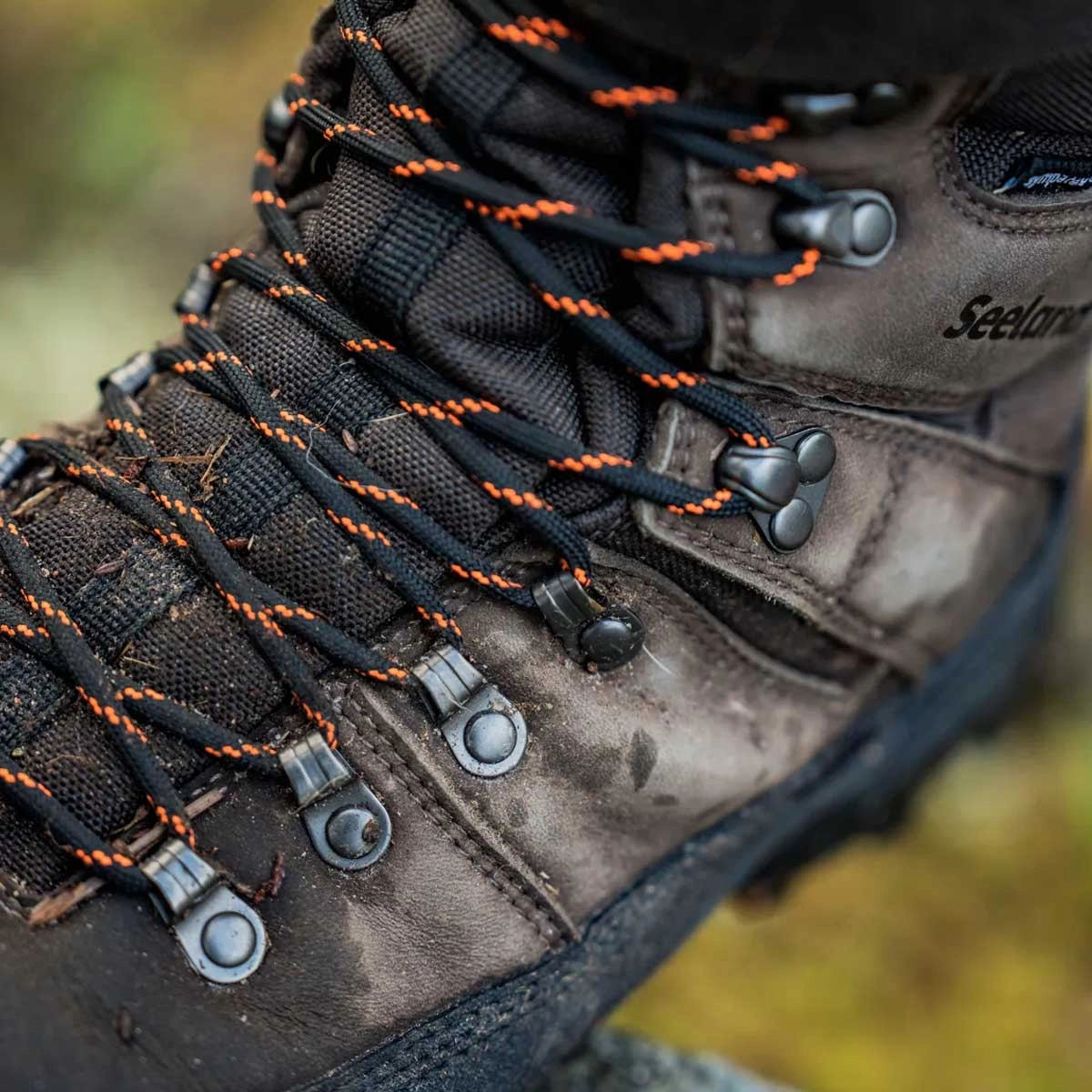 SEELAND Enduro Tracker High Boot - Men's - Dark Brown Hiking Boots Buying Guide