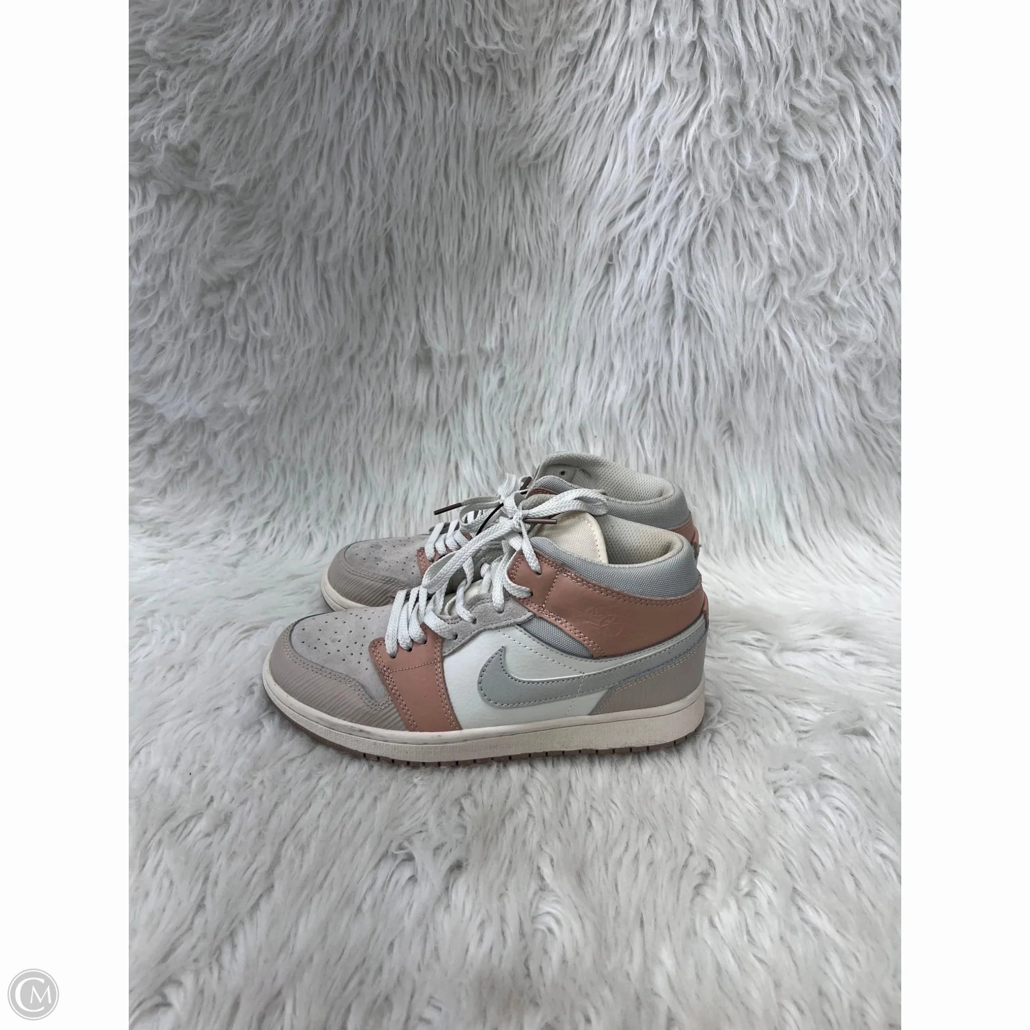 Shoes Sneakers By Nike In Cream & Tan, Size: 9.5 Nike Sb Zoom Blazer Mid Skate Shoe