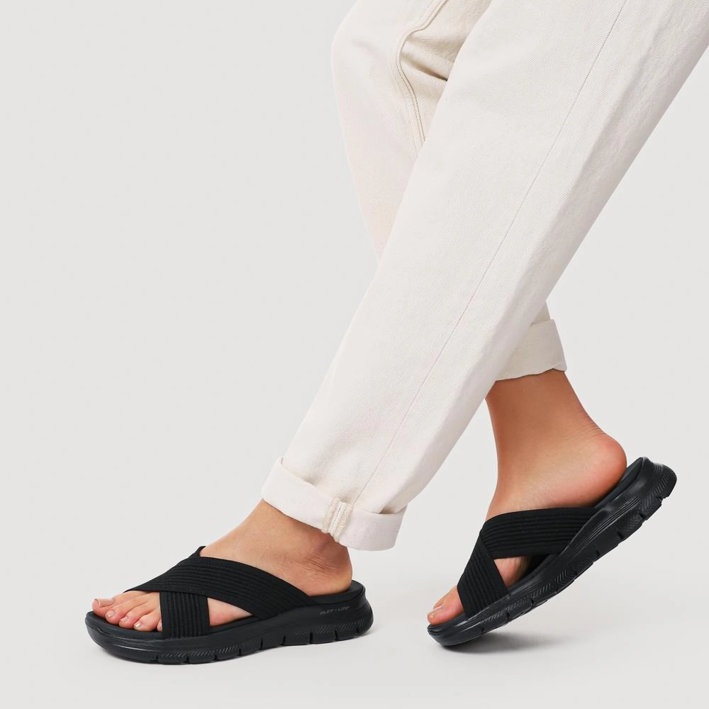 Vacation Sandals Skechers Flex Appeal 4.0 Sport Sandals - SKE41069 / 327 371 - Black