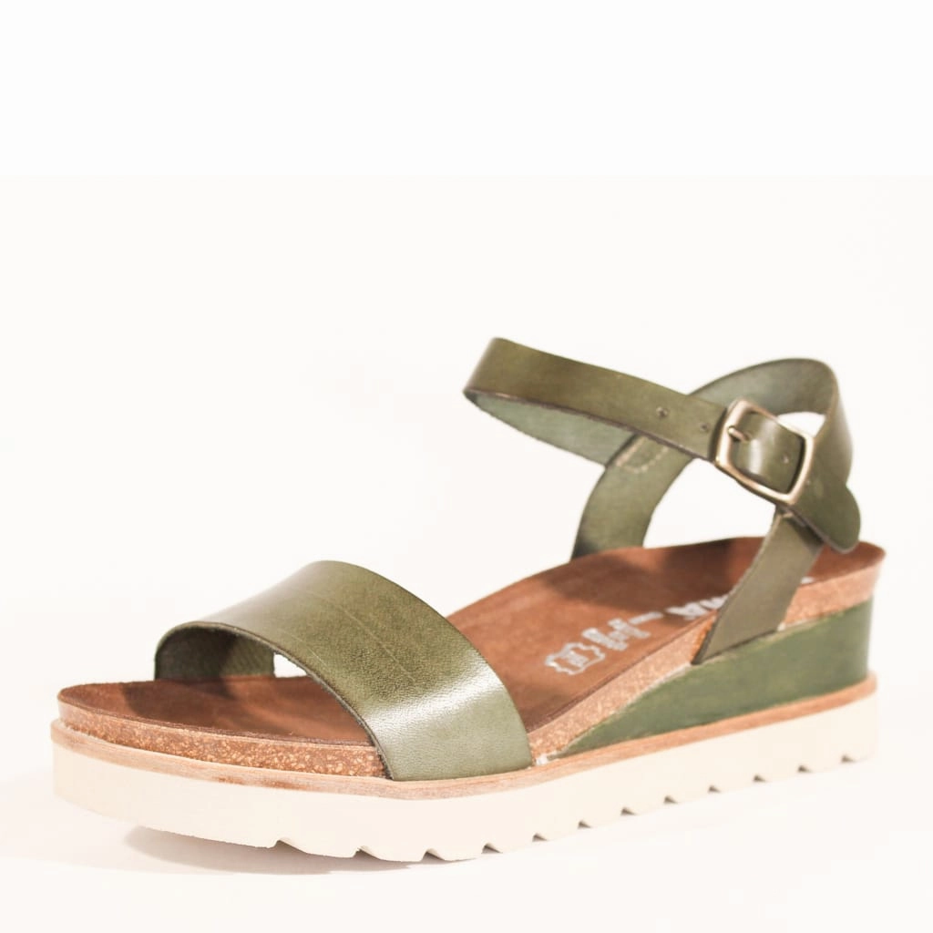 EMMA 19716 Patent Sandals