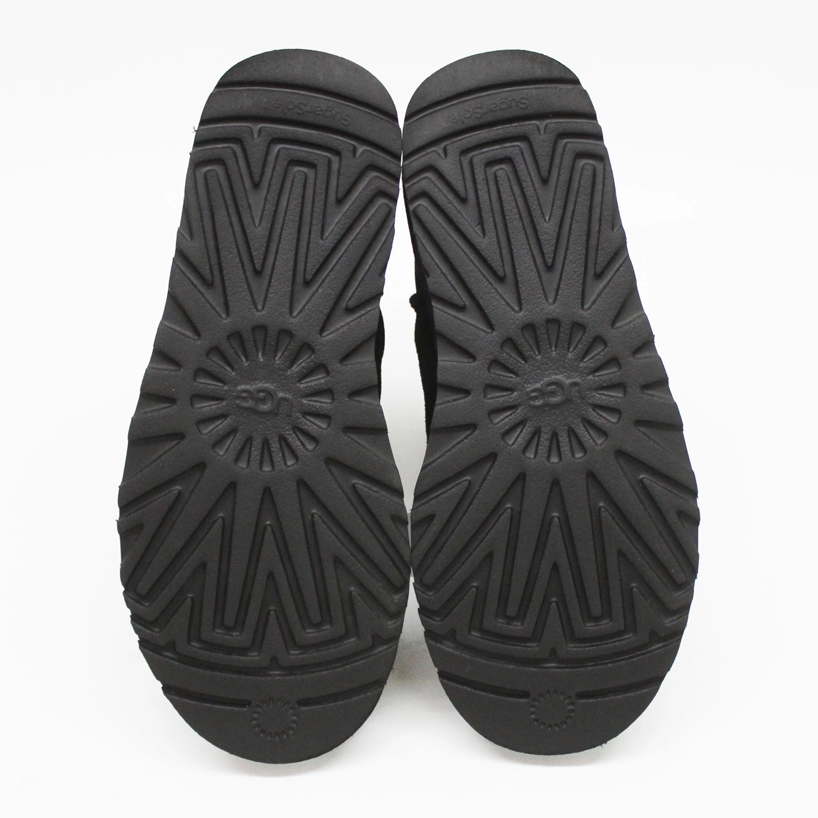 Ugg Classic Maxi Toggle Suede Synthetic Women's Ankle Boots - UK 5 - US 7 Women - EU 38 Wearing Ankle Boots With Socks