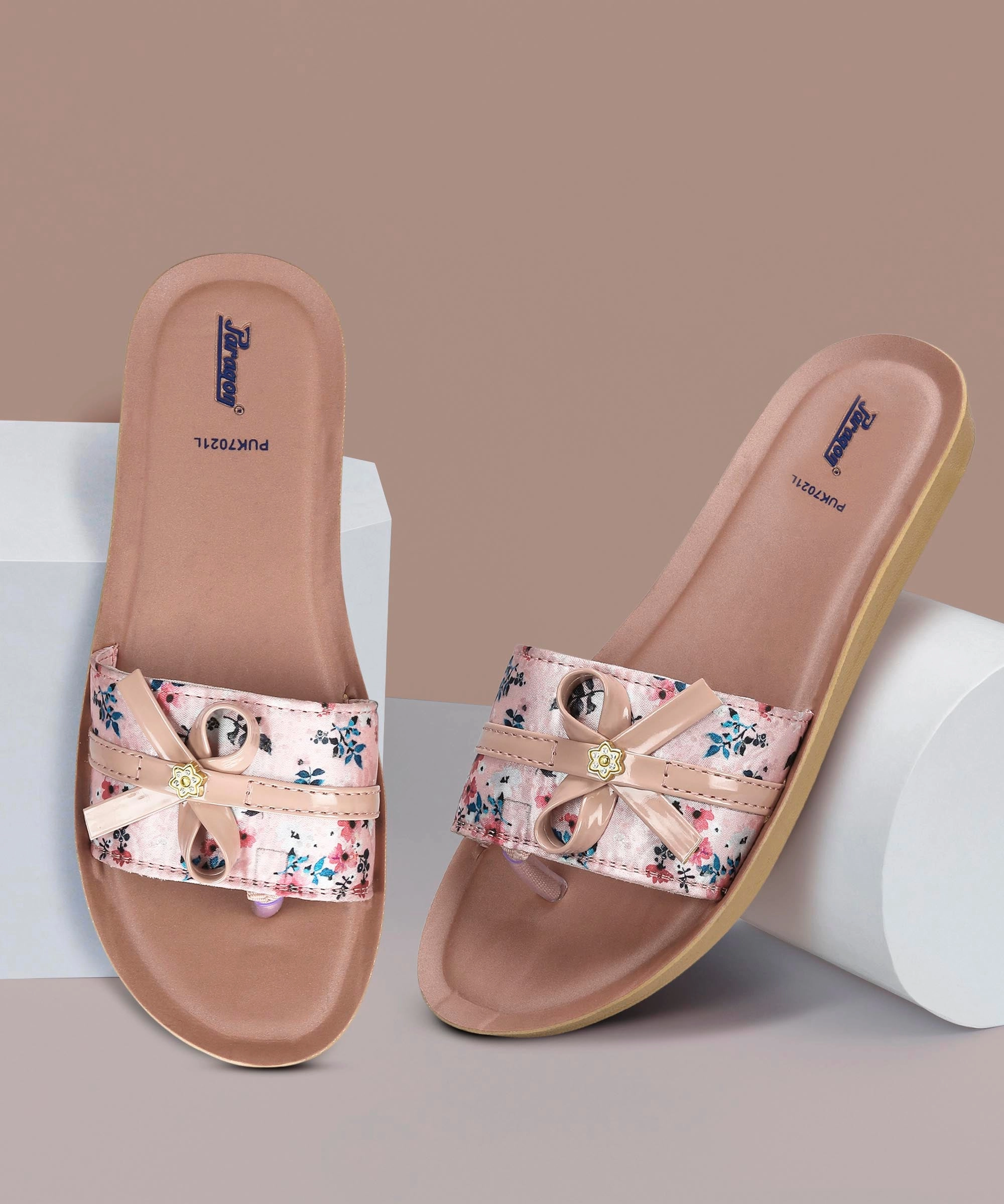 Paragon PUK7021L Women's Peach Sliders with Cushioned Sole for Everyday Use Jeffrey Campbell Flip Flops