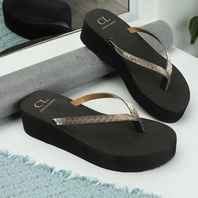 Women's Metallic Strap Platform Flip Flops Cushion Court Flip Flops