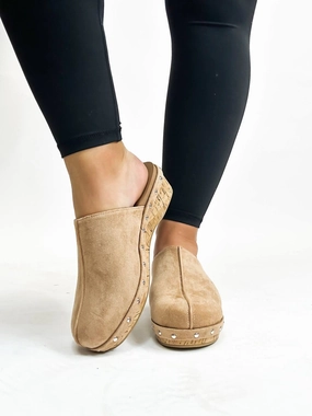 Women's Newbie Shoes In Camel Easy Spirit Takeknit Eco Clogs