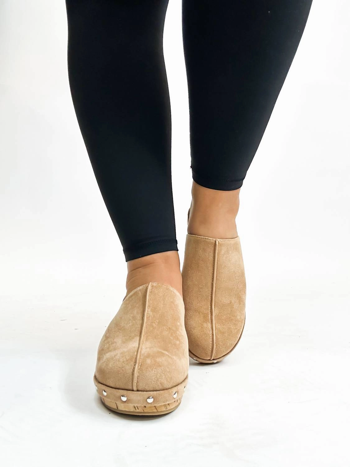 Kerwin Frost Fry Guy Clogs Women's Newbie Shoes In Camel